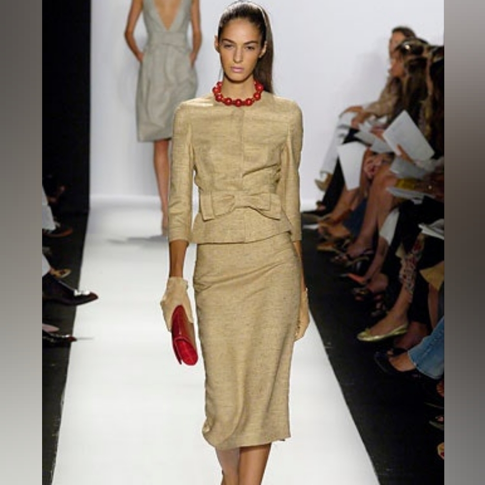 $4300 OSCAR DE LA RENTA ICONIC SILK SKIRT JACKET BOW RUNWAY SUIT US 12
